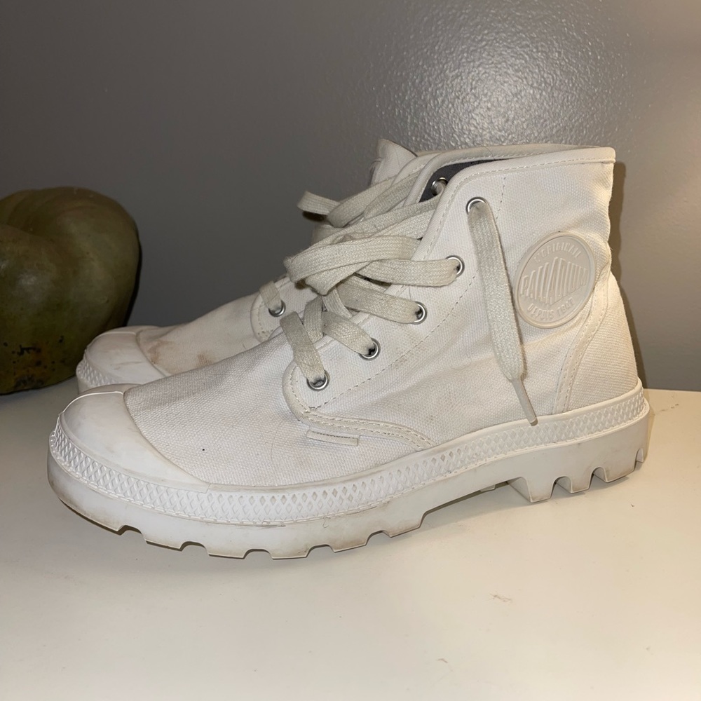 Palladium White Boots